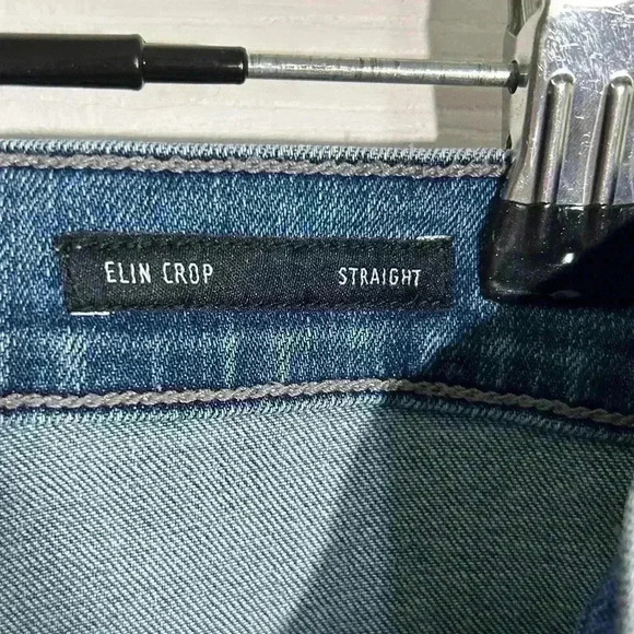 EDWIN Jeans. Elin Crop, Straight. Size 25. Denim. - Picture 6 of 11